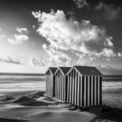 photo en noir et blanc plage de Chatelaillon Charente maritime