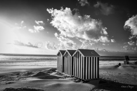 photo en noir et blanc plage de Chatelaillon Charente maritime