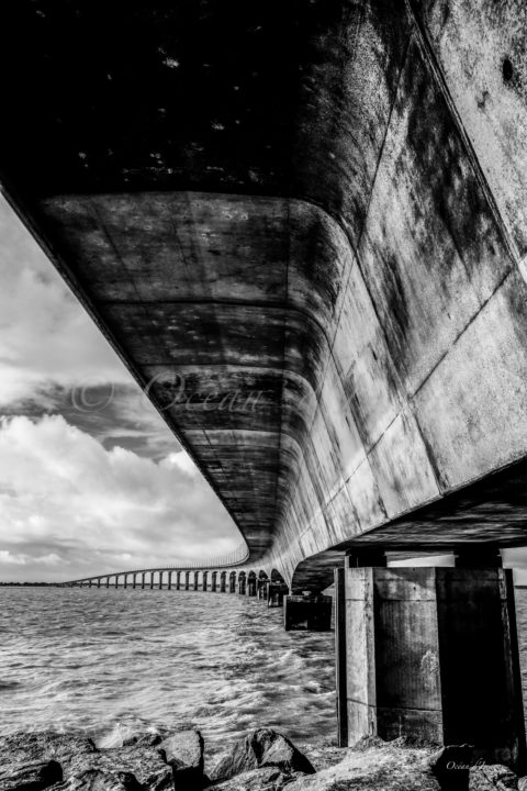 photo verticale pont de l ile de ré Charente maritime