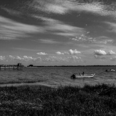 Photo noir et blanc - paysage de Charente Maritime - carrelet - Fourras