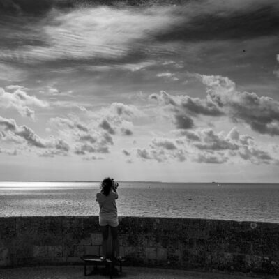 Plage de Fourras en noir et blanc