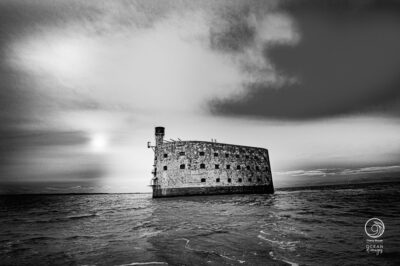 photo noir et blanc Fort Boyard en Charente-Maritime