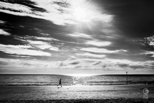 paysage en noir et blanc Châtelaillon plage en Charente Maritime